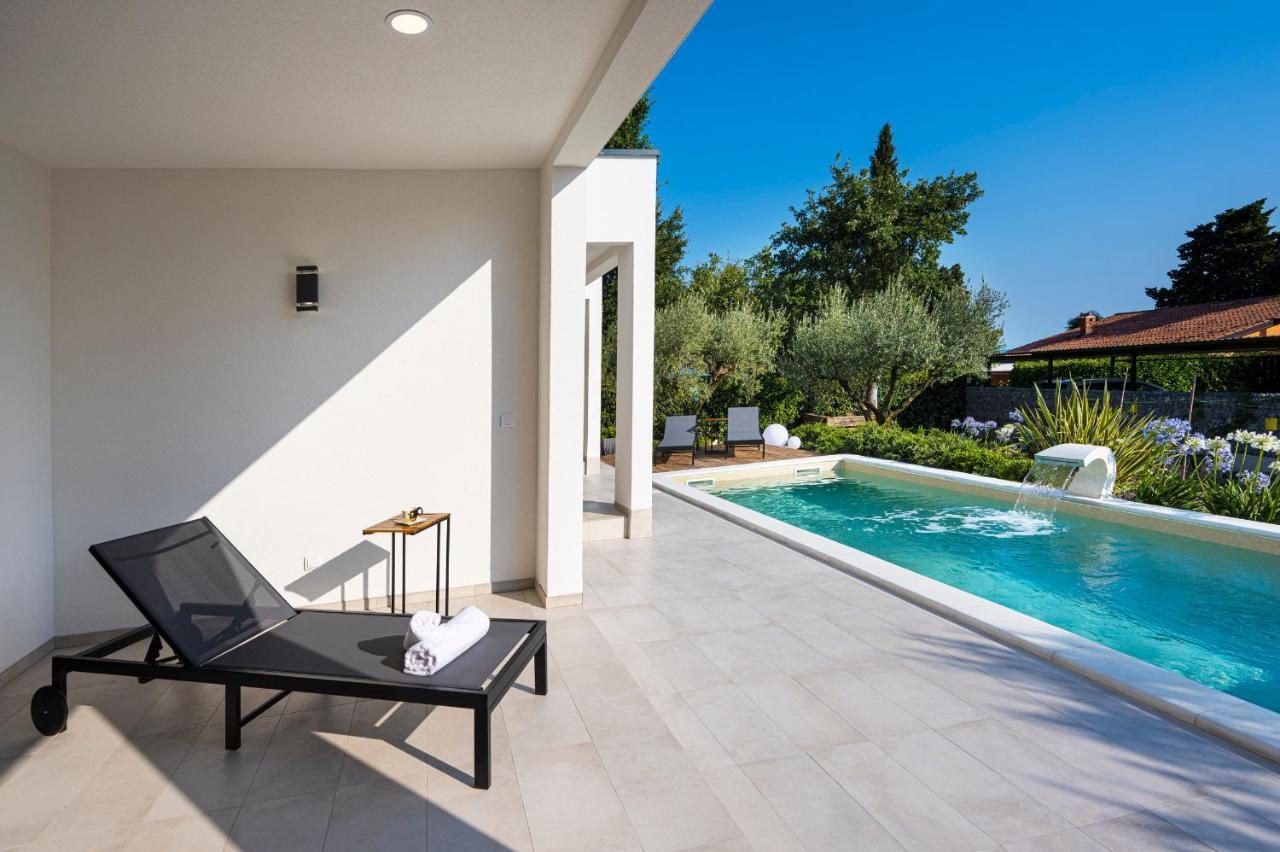 Goldimare Garden Residence อูมัค ภายนอก รูปภาพ