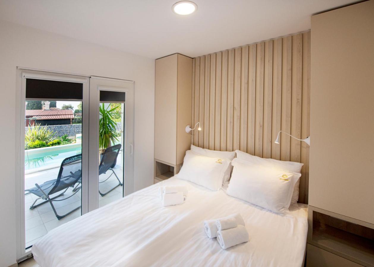 Goldimare Garden Residence อูมัค ภายนอก รูปภาพ
